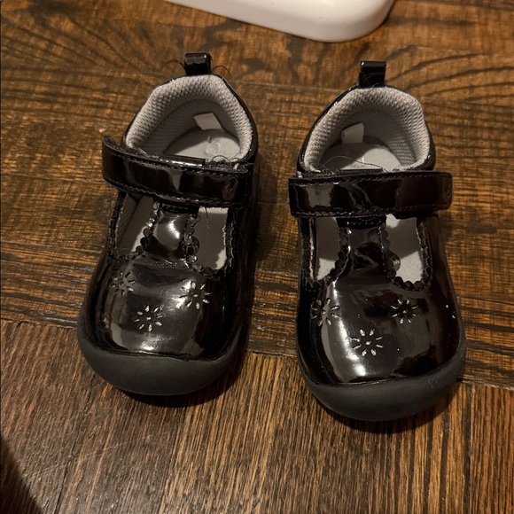 Stride Rite Black Kids Dress Shoes - Picture 1 of 2
